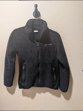 Woman's Columbia Warm Sherpa Jacket Black  Small